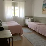 Szelrozsa Apartmanhaz *